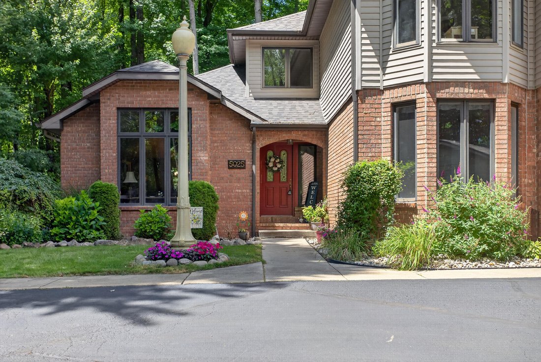 House in Leoni, Michigan, United States 3 - 18526385