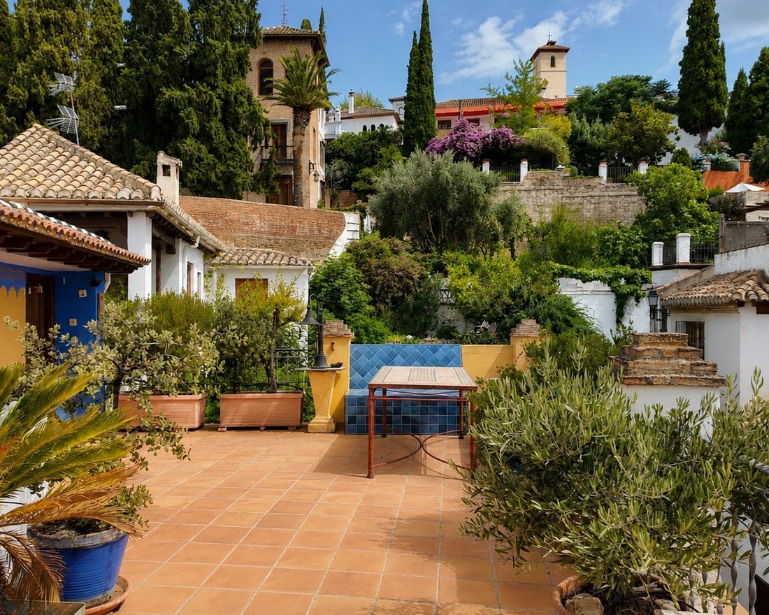 Townhouse in Centro, Granada, Spain 2 - 18530314
