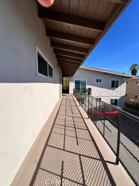 Covina, California, United States 4 - 18529152