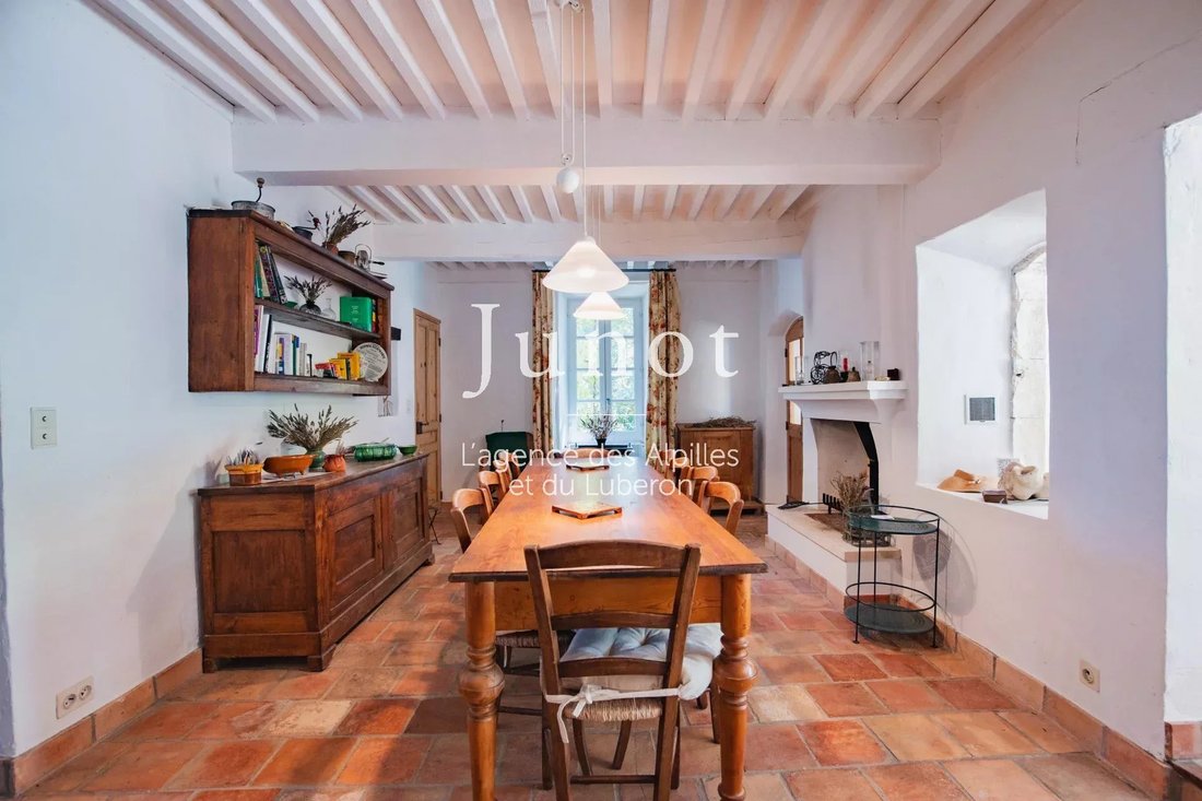 Country House in Lacoste, Provence-Alpes-Côte d'Azur, France 5 - 18509714