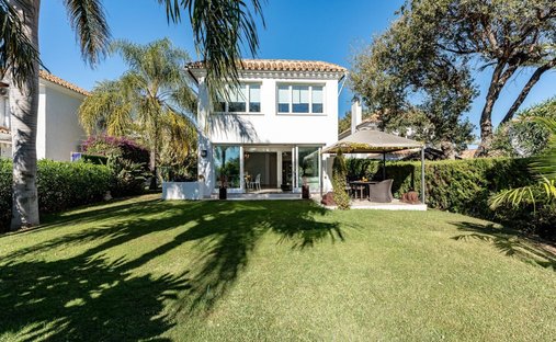 Villa in Sitio de Calahonda, Mijas, Spain 1