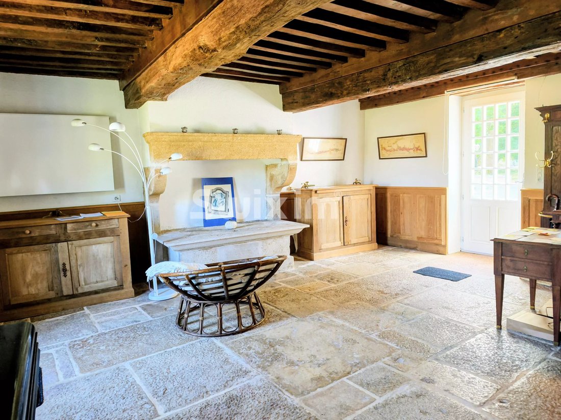 Estate in Centre Ville, Beaune, France 3 - 18334234