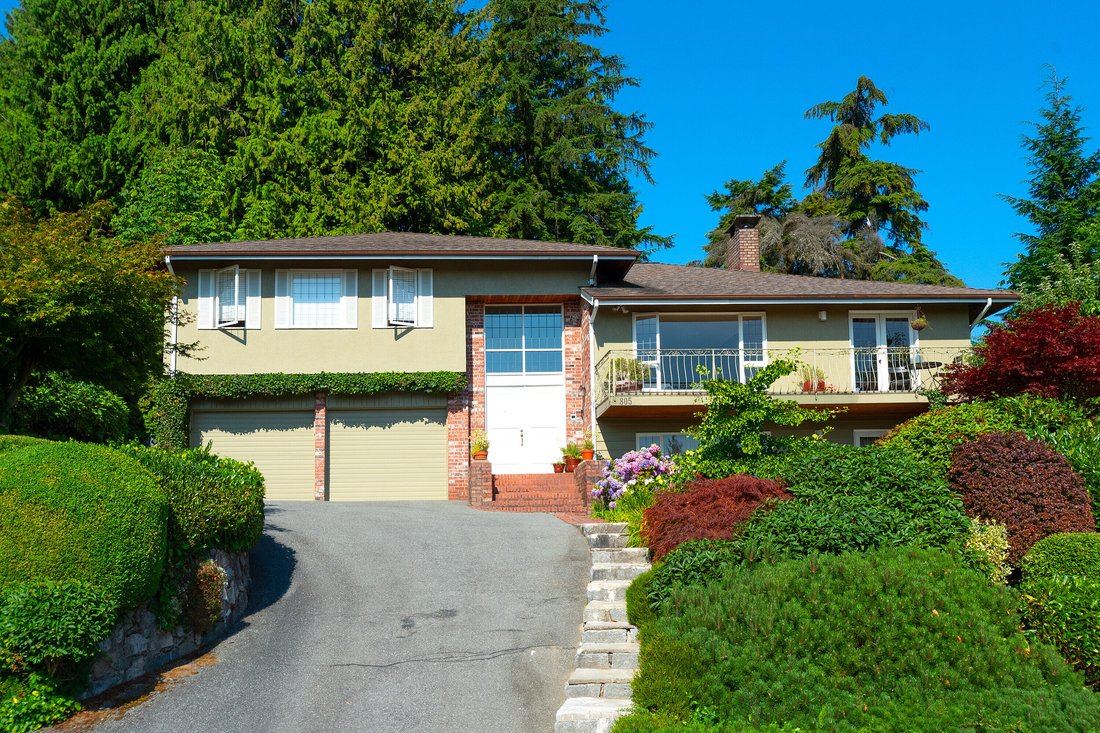 House in West Vancouver, British Columbia, Canada 5 - 18529529