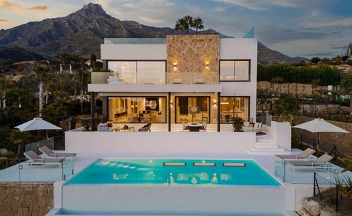 Villa in Marbella, Andalusia, Spain 1