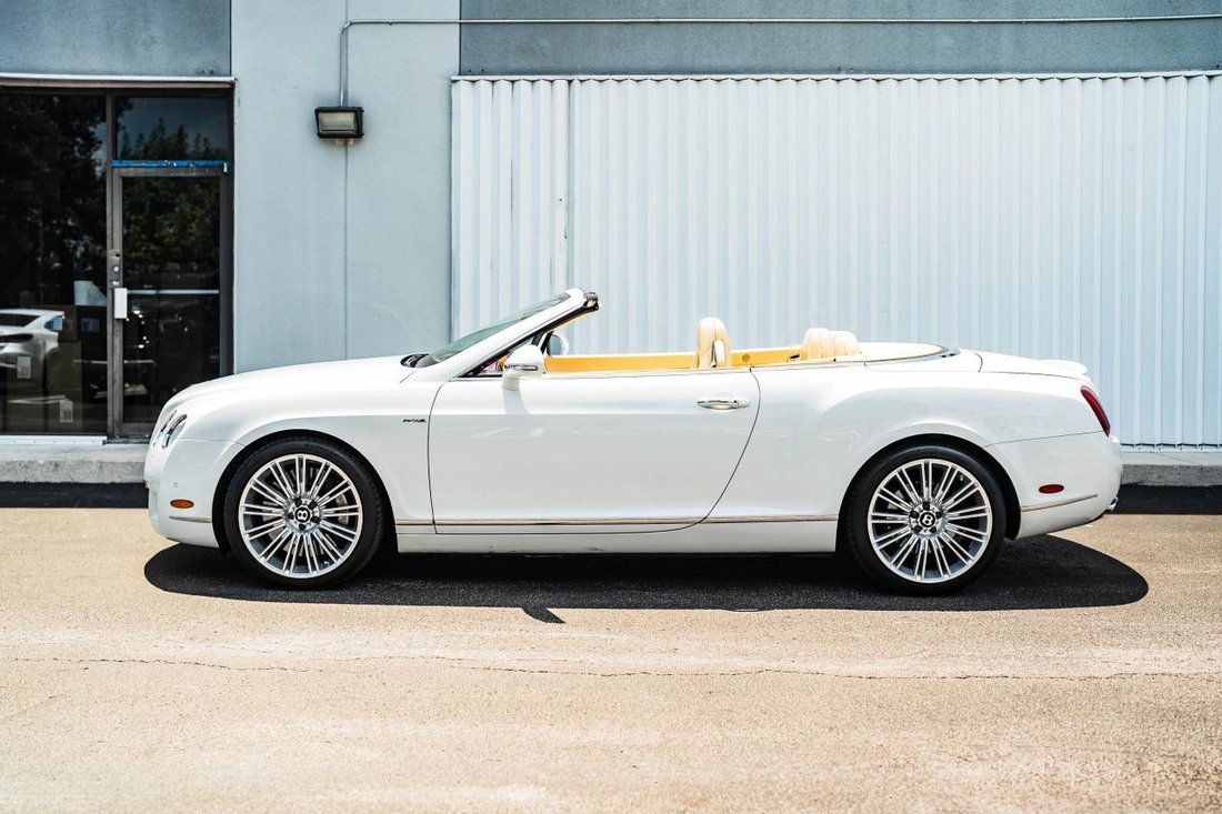Cabriolet in Boynton Beach, FL, United States 5 - 18504306