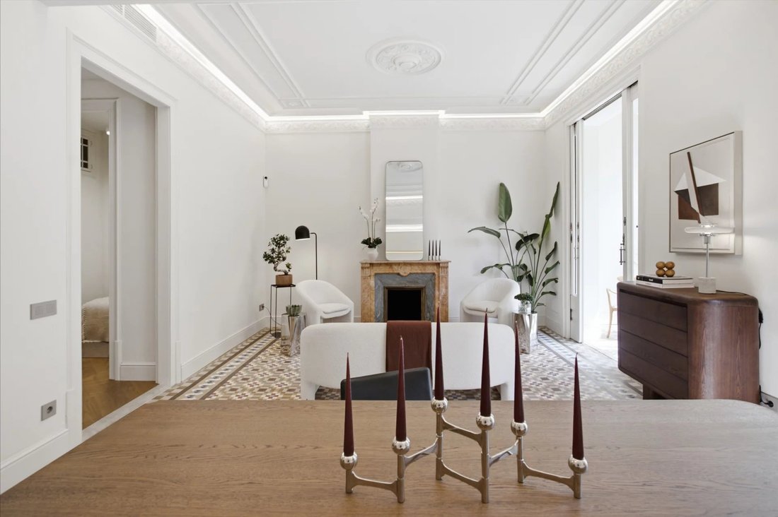 Apartment in Eixample, Barcelona, Spain 4 - 18526431