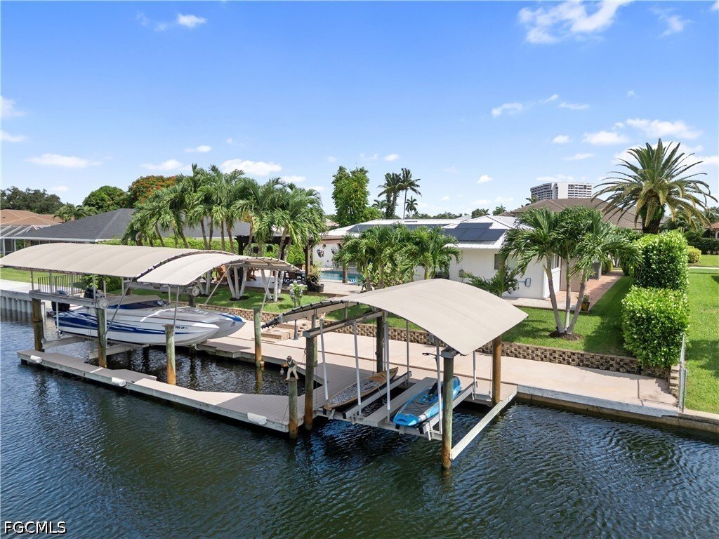 House in Fort Myers, Florida, United States 3 - 18528555
