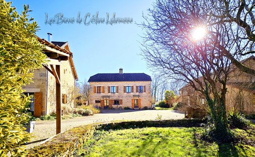 House in La Chapelle-Aubareil, Nouvelle-Aquitaine, France 1