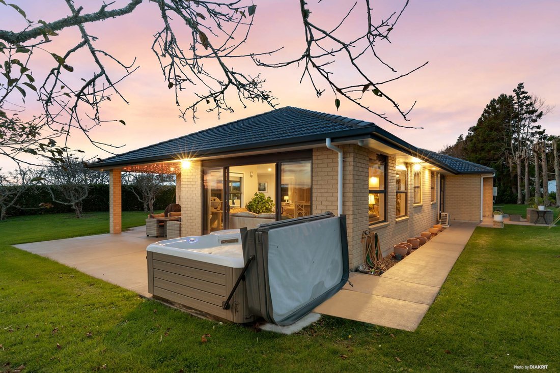 House in Waiuku, Waikato, New Zealand 2 - 17675523