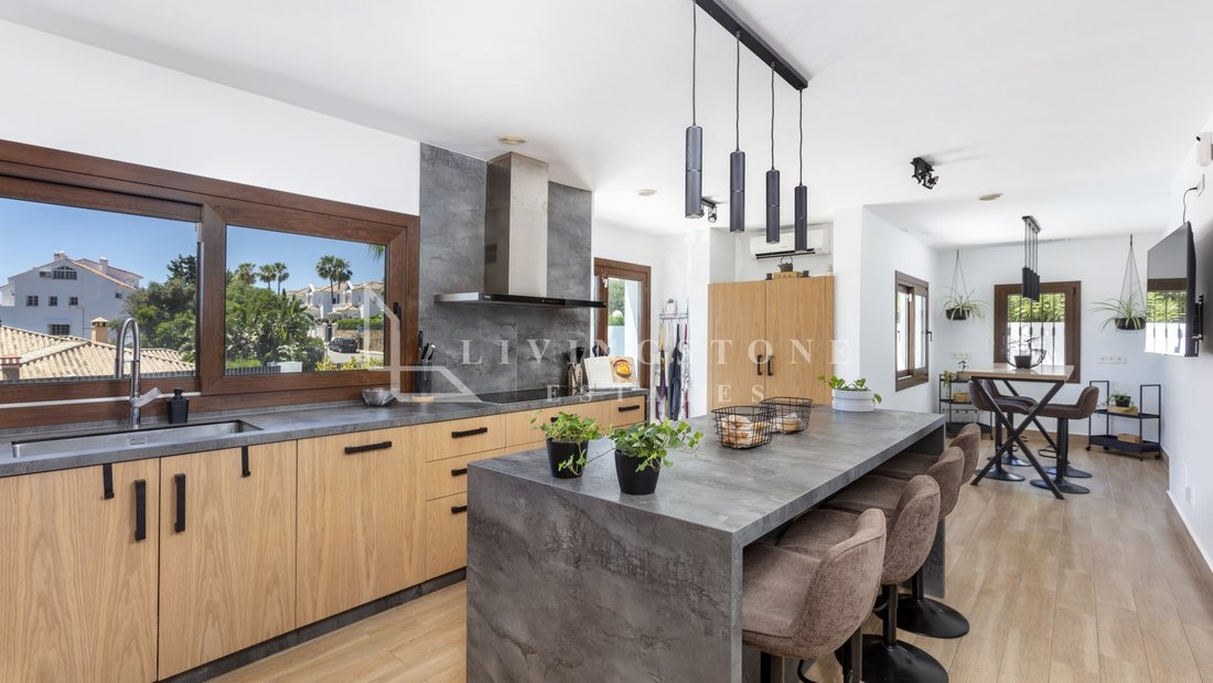 Villa in Estepona, Andalusia, Spain 5 - 18527787