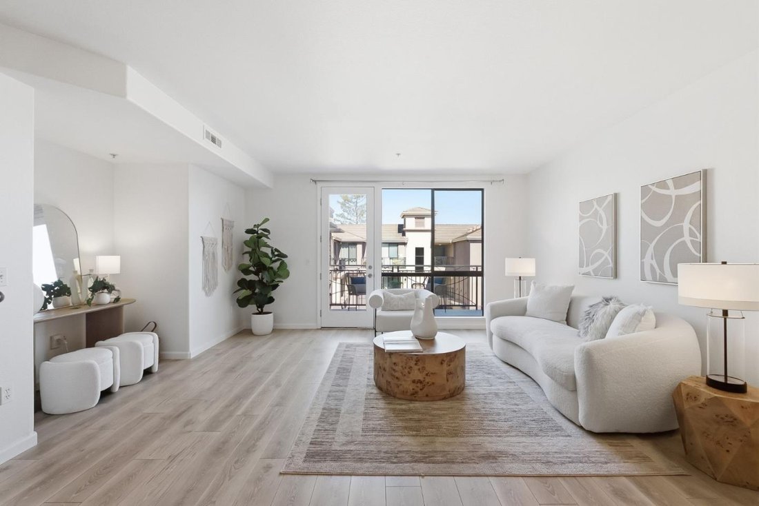 Condo in Cupertino, California, United States 4 - 18528734
