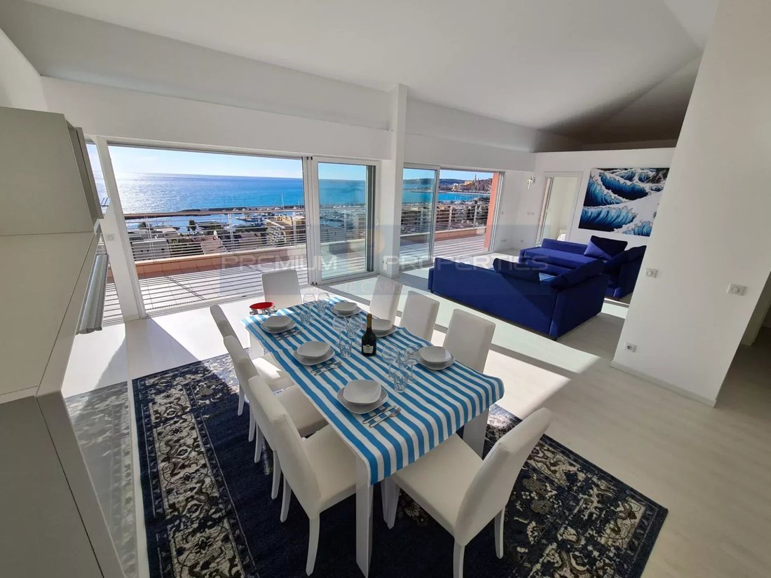 Penthouse in Menton, Provence-Alpes-Côte d'Azur, France 1 - 14501034