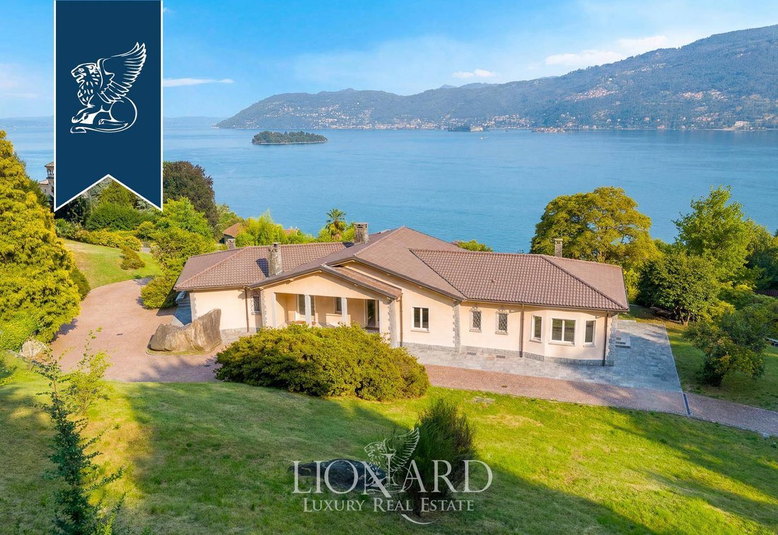 Villa in Verbania, Piedmont, Italy 2 - 18529497