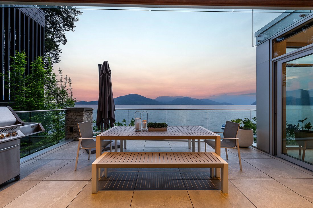 House in Lions Bay, British Columbia, Canada 2 - 18527356