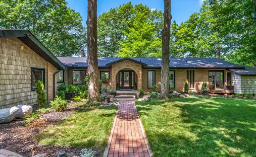 House in Adrian, Michigan, United States 1