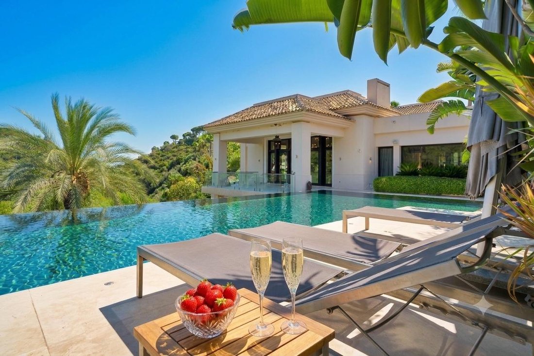 Villa in La Zagaleta, Benahavis, Andalusia 1 - 18508932