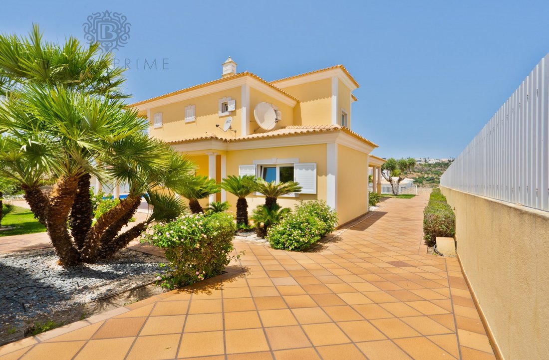 House in Olhos de Agua, Algarve, Portugal 2 - 16899231