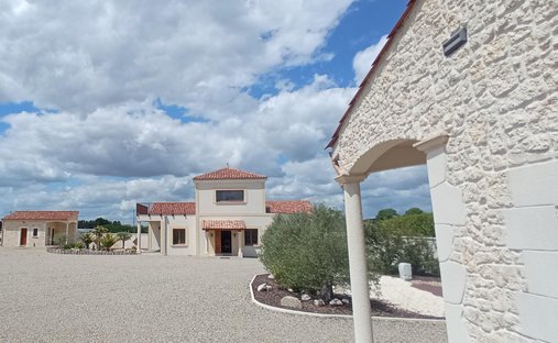 House in Arrondissement of Marmande, Nouvelle-Aquitaine, France 1
