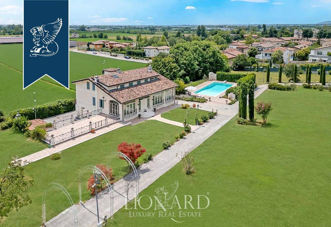 Villa in Gussago, Lombardy, Italy 3 - 18529837