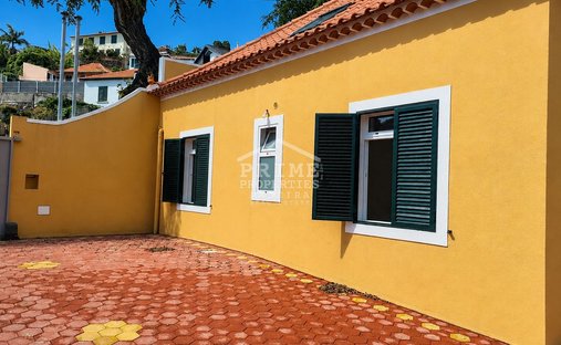 Villa in Se, Madeira, Portugal 1