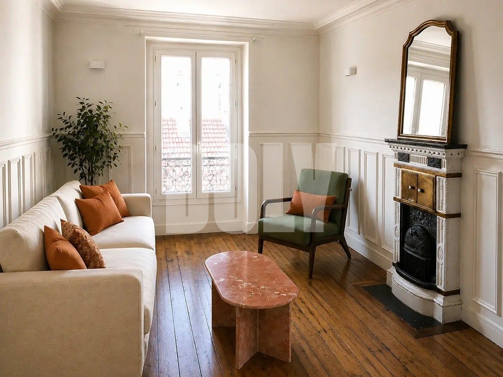 Apartment in Belleville-Saint Maur, Paris 11e Arrondissement, Paris 3 - 18528716