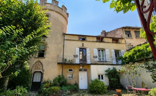 Apartment in Les Martres-de-Veyre, Auvergne-Rhône-Alpes, France 1