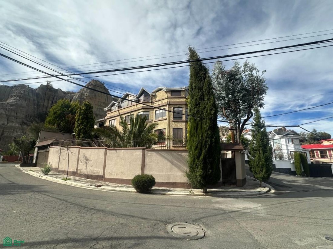 House in La Paz, La Paz Department, Bolivia 1 - 18496509