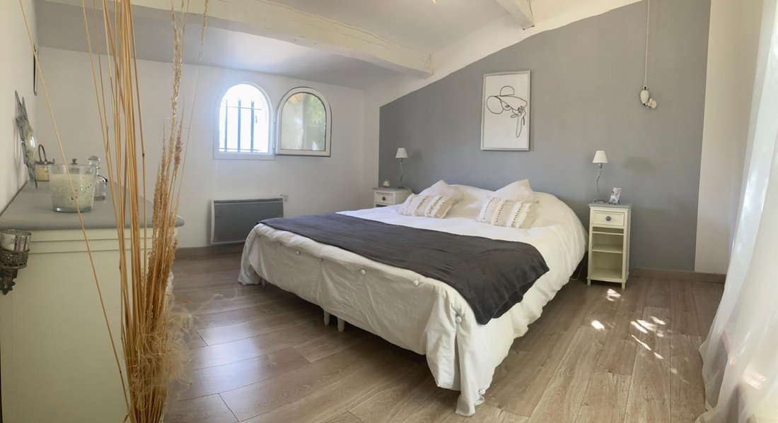 House in Granettes-Jauberte-Sainte Anne, Aix-en-Provence, France 5 - 18529333