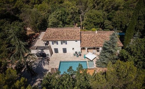 Villa in Méounes-lès-Montrieux, Provence-Alpes-Côte d'Azur, Frankreich 1