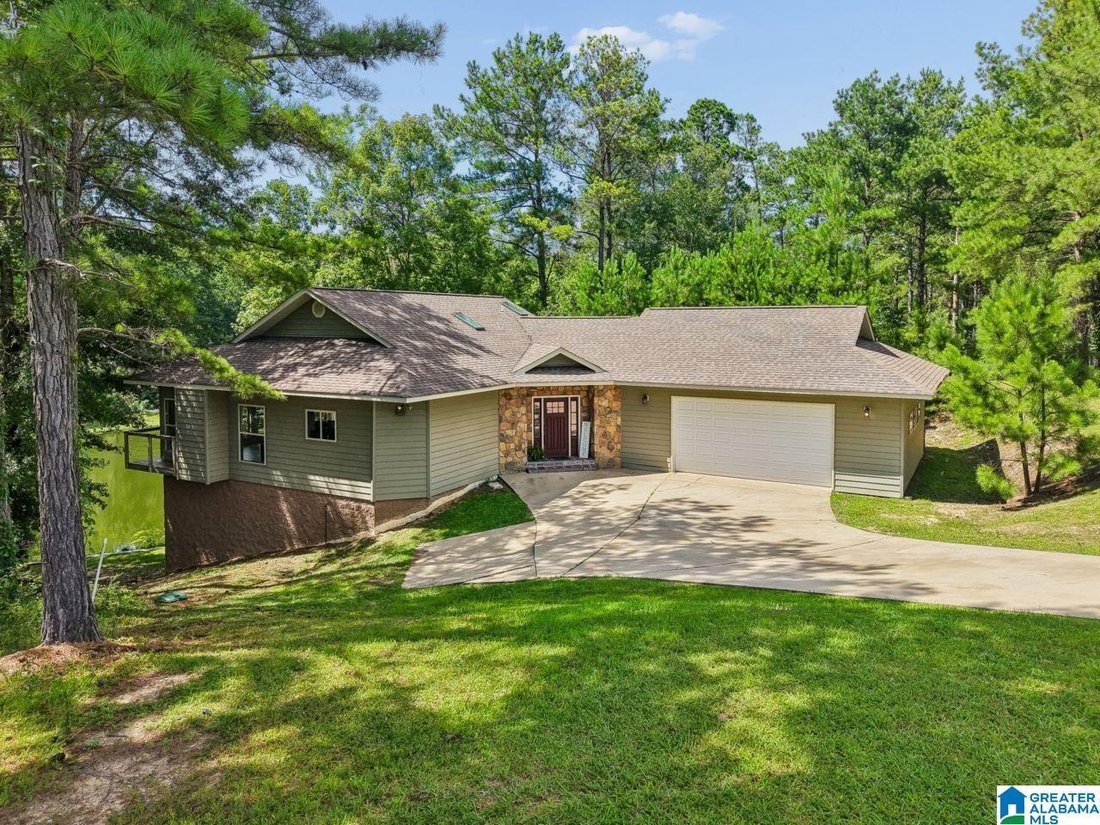 House in SYLACAUGA, Alabama, United States 3 - 18528504