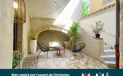 House in Saint-Romain-au-Mont-d'Or, Auvergne-Rhône-Alpes, France 1