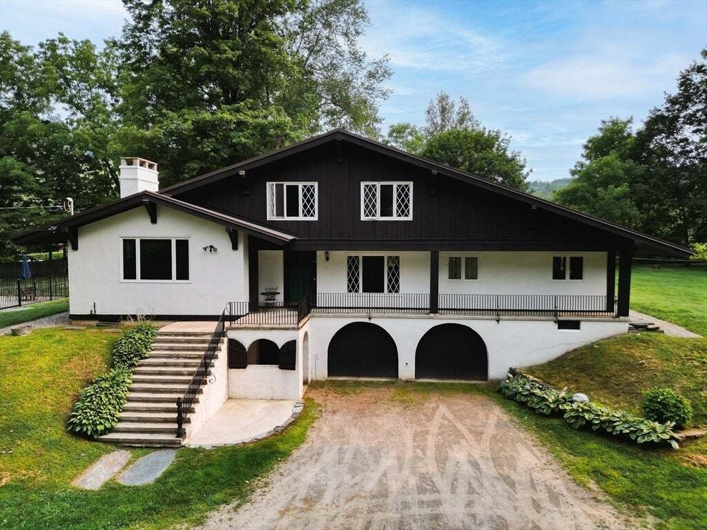 House in Heath, Massachusetts, United States 1 - 17843302