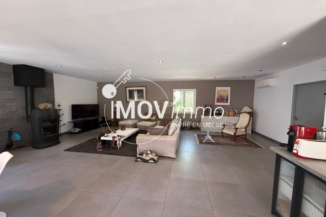 Villa in Uzès, Occitania, France 4 - 18526366