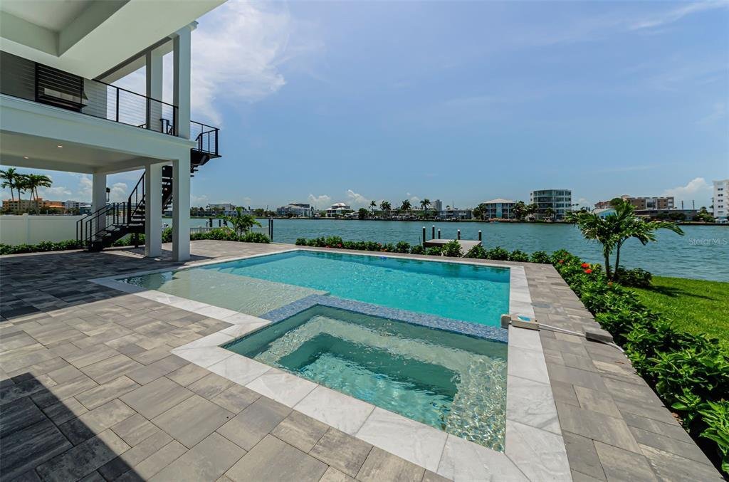 Haus in St. Pete Beach, Florida, Vereinigte Staaten 2 - 18527451