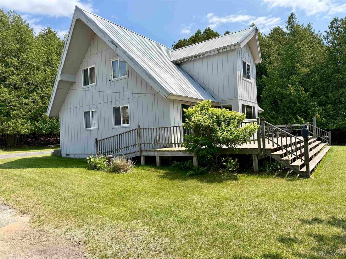 House in Garden, Michigan, United States 3 - 18528768