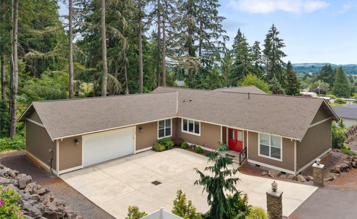 House in Chehalis, Washington, United States 1