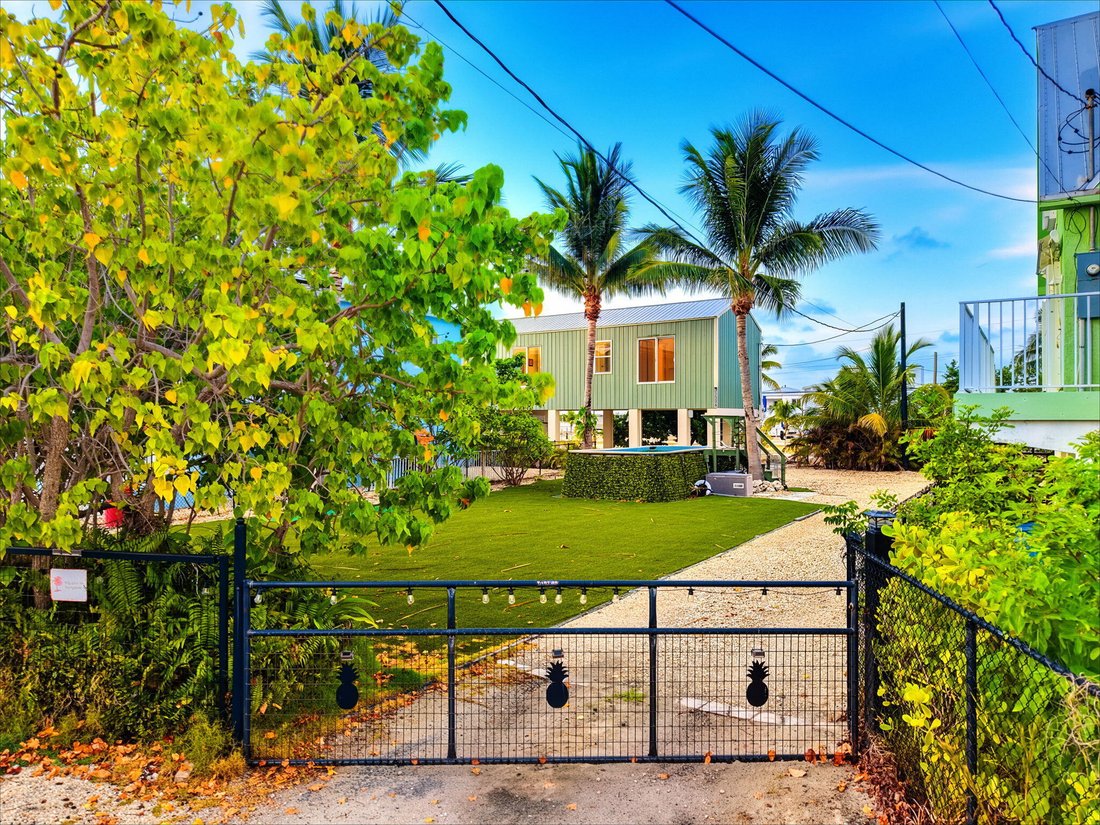 House in Big Pine Key, Florida, United States 3 - 18528225