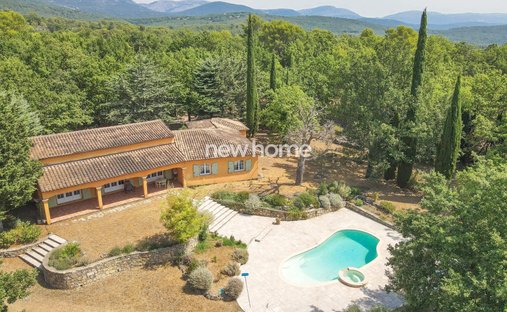 Maison à Tourrettes, Provence-Alpes-Côte d'Azur, France 1