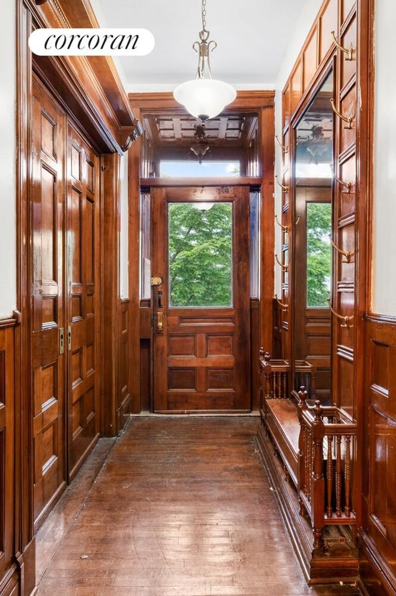 House in New York, New York, United States 2 - 18082763