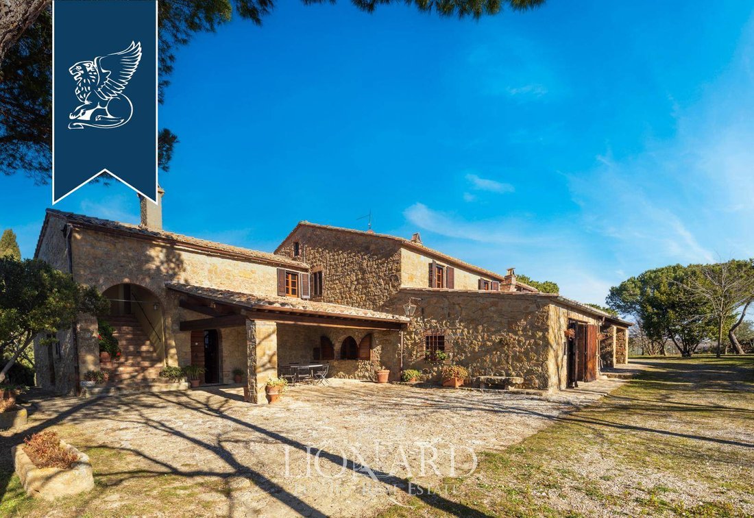 Villa in Pienza, Tuscany, Italy 2 - 18529553