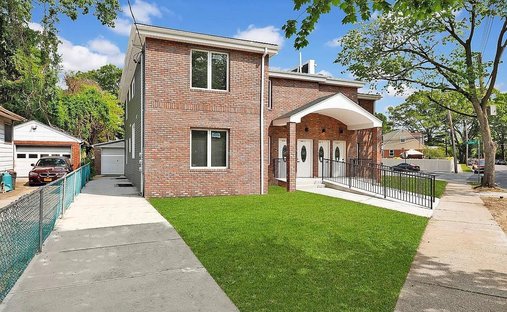 House in New York, New York, United States 1