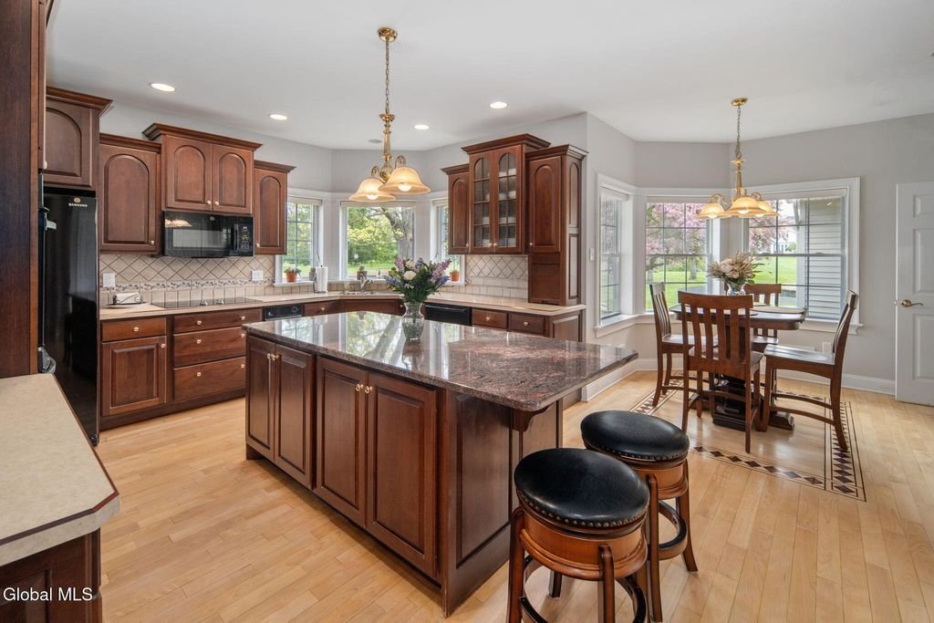 House in Crescent, New York, United States 3 - 18530223