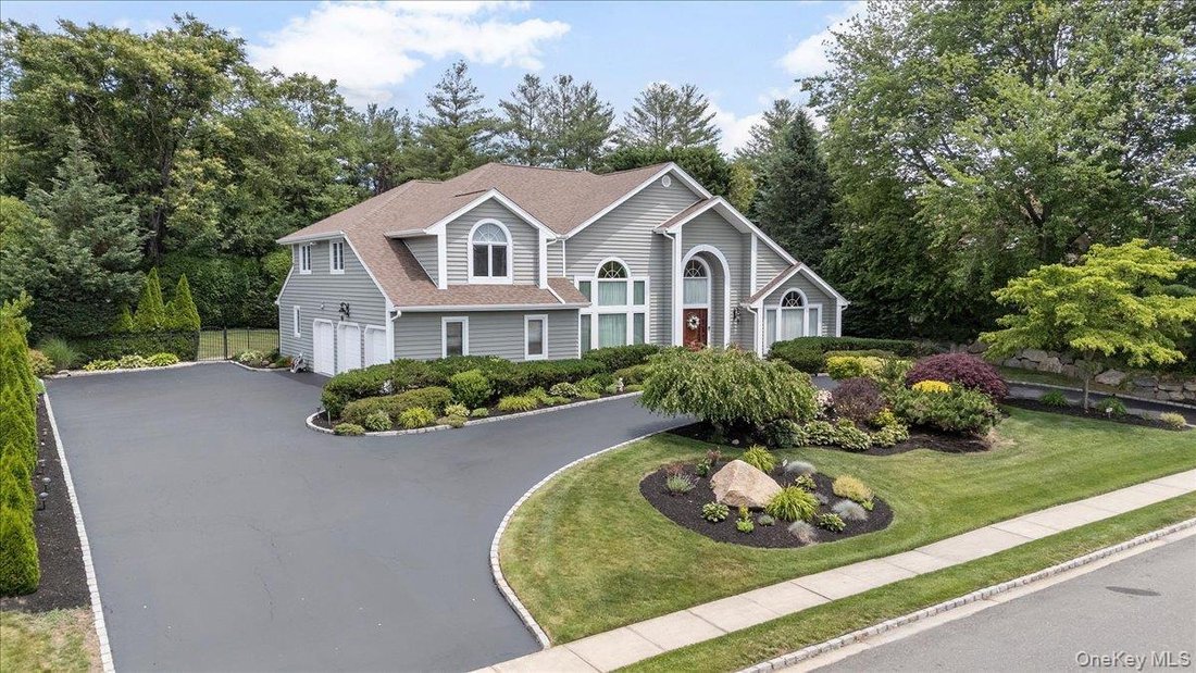 House in Woodbury, New York, United States 2 - 18528628