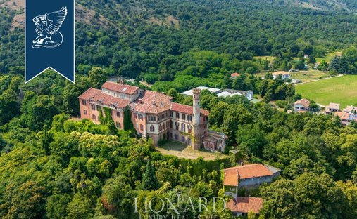 Schloss in Caselette, Piemont, Italien 1