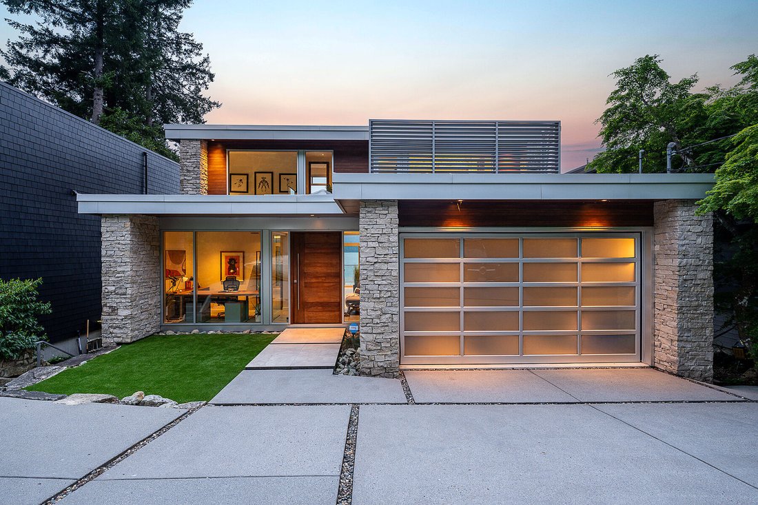 House in Lions Bay, British Columbia, Canada 3 - 18527356