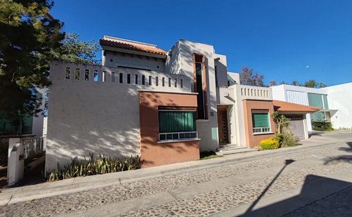 House in Aguascalientes, Aguascalientes, Mexico 1