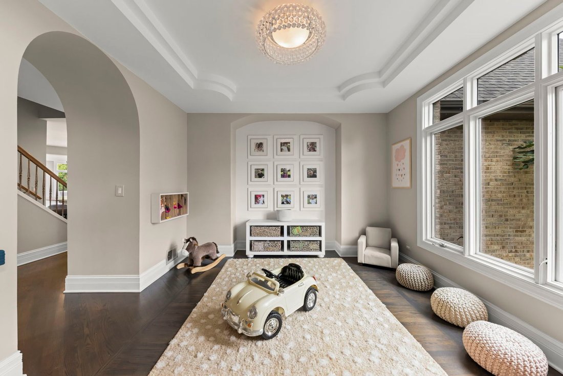 House in Bloomingdale, Illinois, United States 3 - 18473425