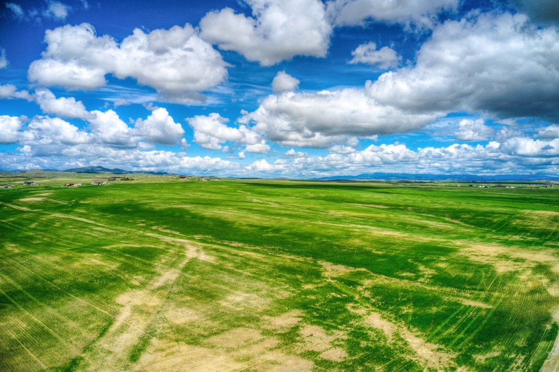 Terrain à Three Forks, Montana, États-Unis 1 - 18530247