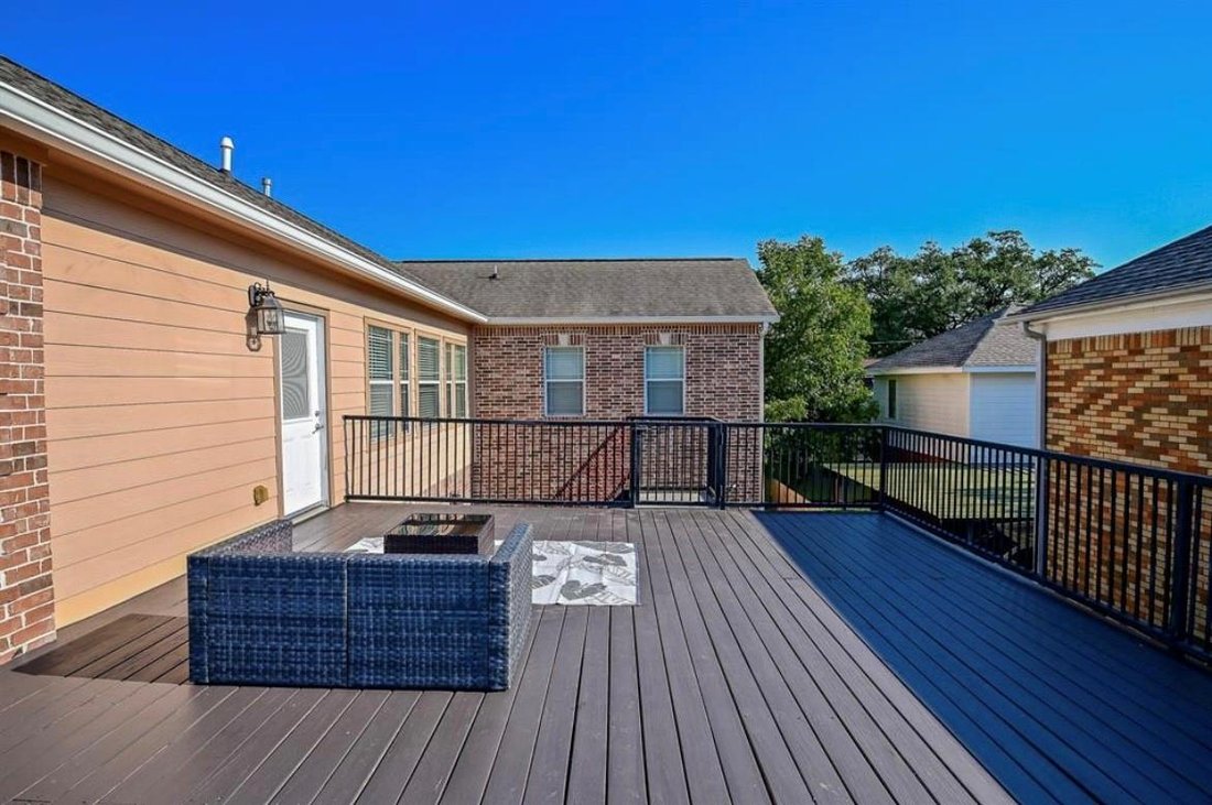 House in Houston, Texas, United States 5 - 18528150