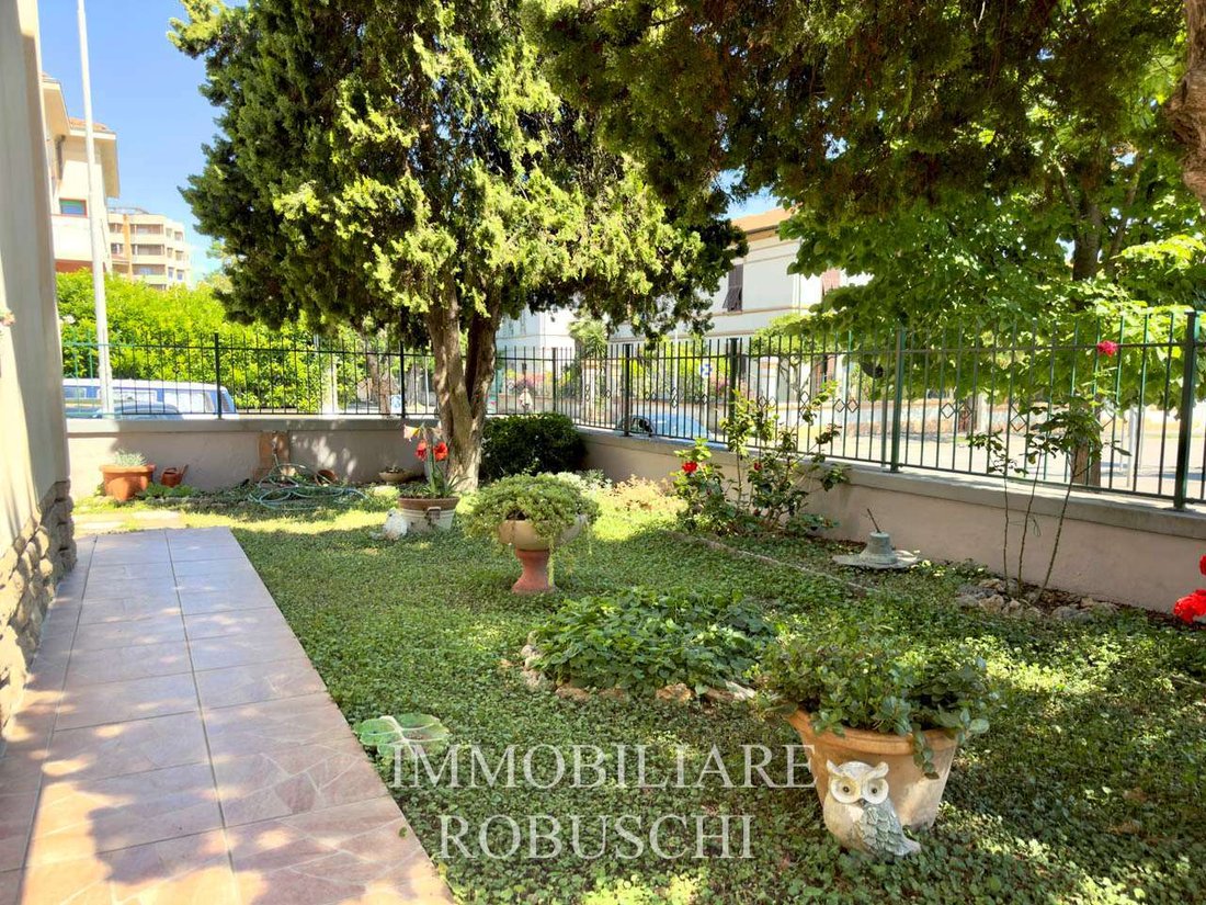 Villa in New Zone, Piombino, Tuscany 1 - 18528113